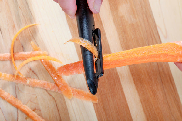 Cuisipro - Serrated Y Peeler – The Tuscan Kitchen